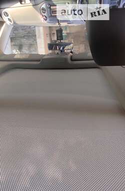 Внедорожник / Кроссовер Volkswagen Tiguan 2013 в Рахове