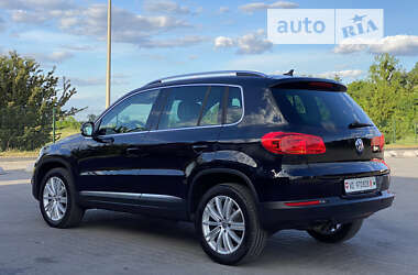 Внедорожник / Кроссовер Volkswagen Tiguan 2014 в Радивилове