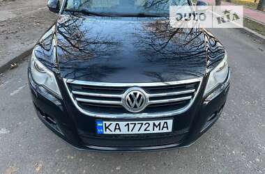 Позашляховик / Кросовер Volkswagen Tiguan 2008 в Києві