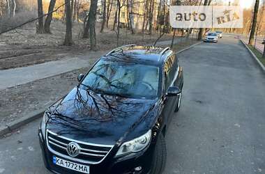 Позашляховик / Кросовер Volkswagen Tiguan 2008 в Києві