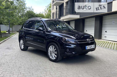 Внедорожник / Кроссовер Volkswagen Tiguan 2012 в Ивано-Франковске