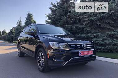 Внедорожник / Кроссовер Volkswagen Tiguan 2021 в Киеве