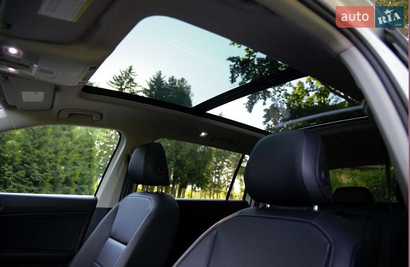 Внедорожник / Кроссовер Volkswagen Tiguan 2017 в Львове