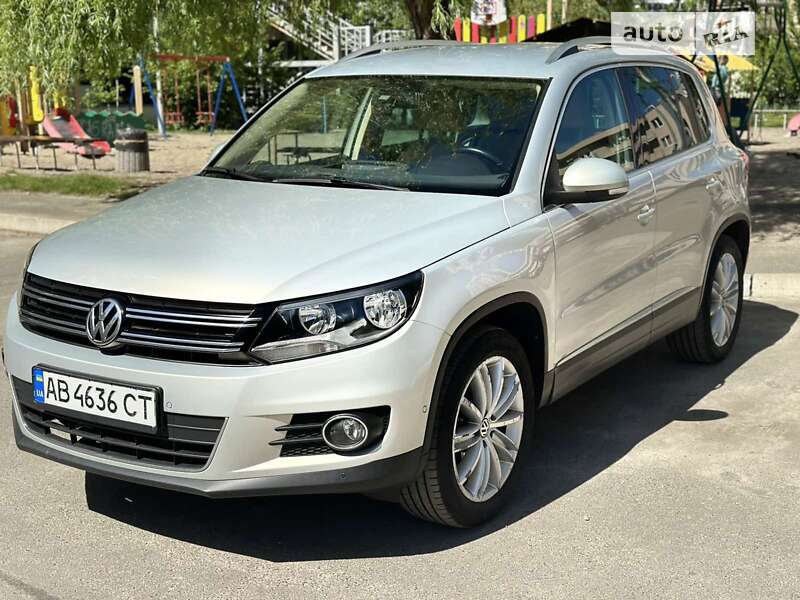 Внедорожник / Кроссовер Volkswagen Tiguan 2012 в Киеве