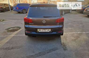 Позашляховик / Кросовер Volkswagen Tiguan 2012 в Харкові