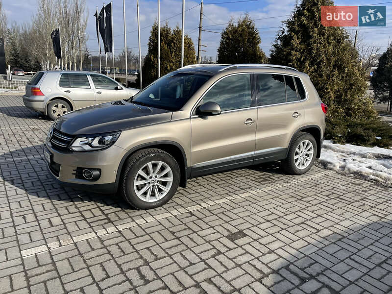 Volkswagen Tiguan 2015