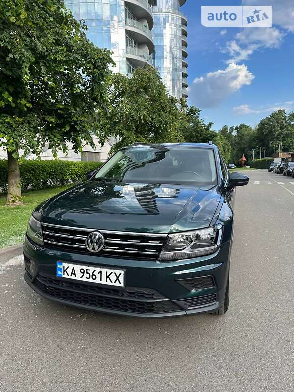 Позашляховик / Кросовер Volkswagen Tiguan 2017 в Києві