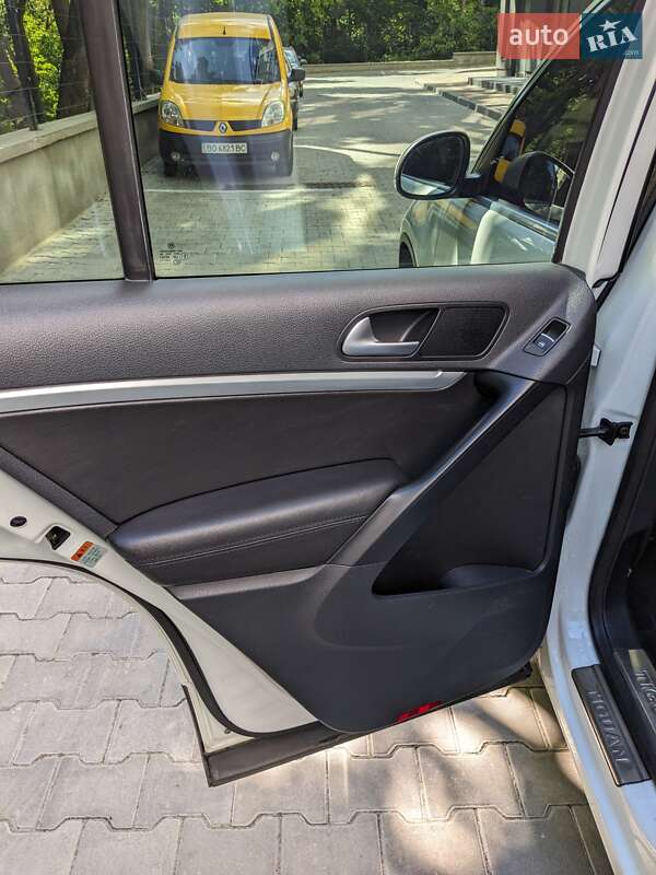 Позашляховик / Кросовер Volkswagen Tiguan 2014 в Тернополі