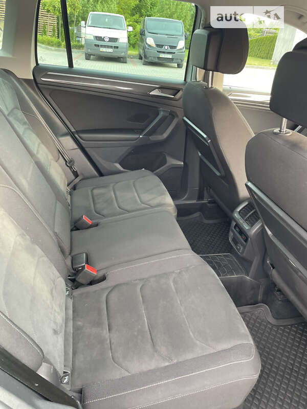 Внедорожник / Кроссовер Volkswagen Tiguan 2017 в Золочеве фото 54 Внедорожник / Кроссовер Volkswagen Tiguan 2017 в Золочеве