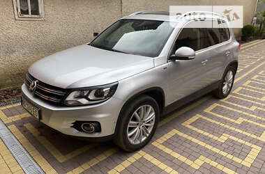 Внедорожник / Кроссовер Volkswagen Tiguan 2014 в Сваляве