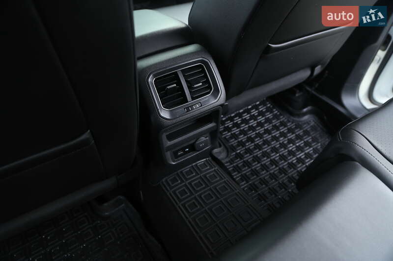 Внедорожник / Кроссовер Volkswagen Tiguan 2017 в Хмельницком фото 20 Внедорожник / Кроссовер Volkswagen Tiguan 2017 в Хмельницком
