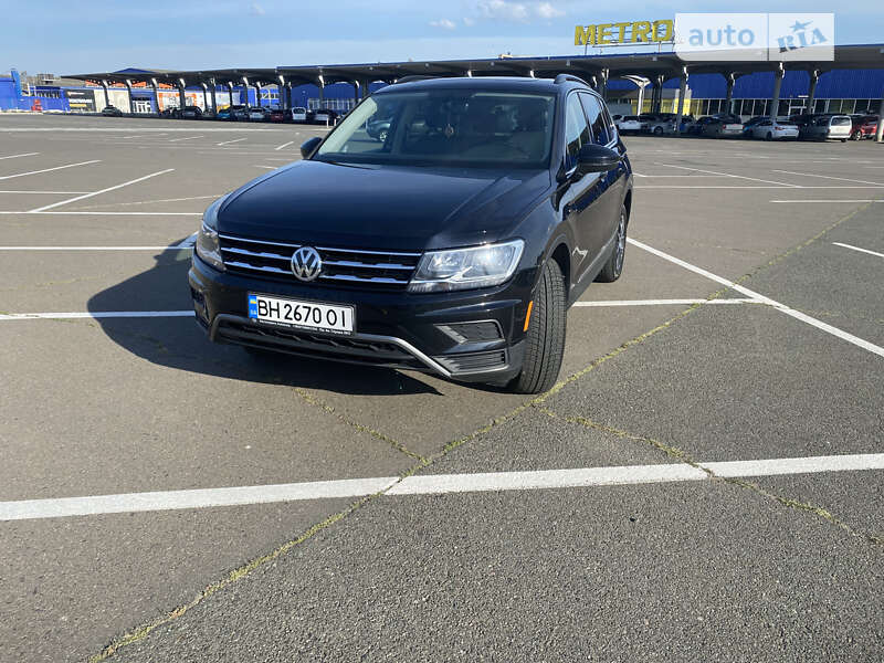 Позашляховик / Кросовер Volkswagen Tiguan 2018 в Одесі
