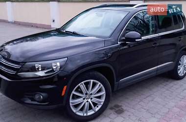 Внедорожник / Кроссовер Volkswagen Tiguan 2011 в 