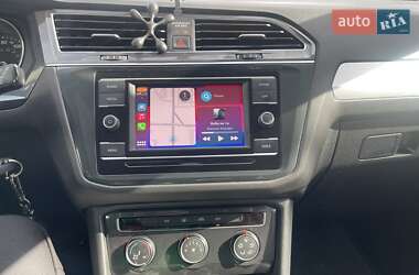 Внедорожник / Кроссовер Volkswagen Tiguan 2019 в 