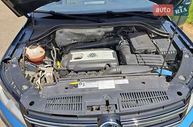 Внедорожник / Кроссовер Volkswagen Tiguan 2016 в Бурштыне