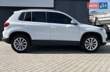 Внедорожник / Кроссовер Volkswagen Tiguan 2015 в Луцке