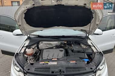 Внедорожник / Кроссовер Volkswagen Tiguan 2015 в Луцке