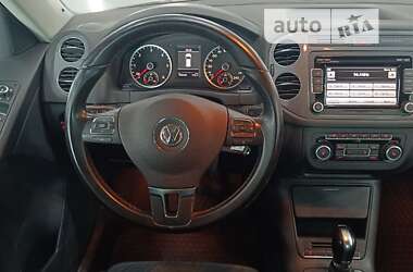 Позашляховик / Кросовер Volkswagen Tiguan 2014 в Києві