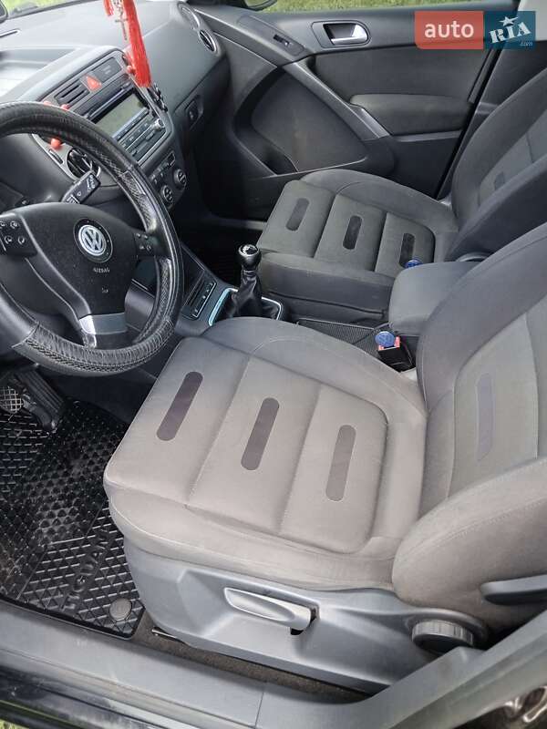 Внедорожник / Кроссовер Volkswagen Tiguan 2008 в Львове