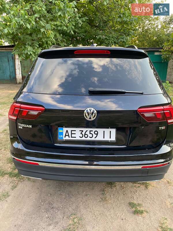 Внедорожник / Кроссовер Volkswagen Tiguan 2017 в Киеве