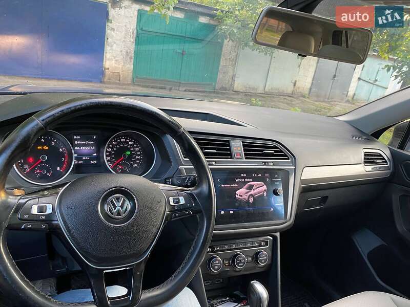 Внедорожник / Кроссовер Volkswagen Tiguan 2017 в Киеве