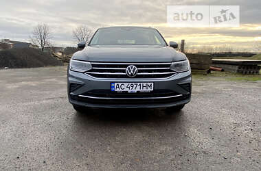 Внедорожник / Кроссовер Volkswagen Tiguan 2022 в Луцке