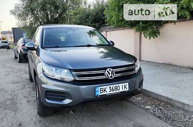 Внедорожник / Кроссовер Volkswagen Tiguan 2013 в Киеве