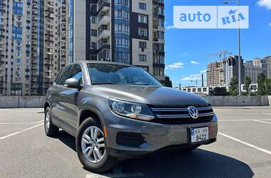 Позашляховик / Кросовер Volkswagen Tiguan 2012 в Києві