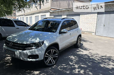 Позашляховик / Кросовер Volkswagen Tiguan 2017 в Запоріжжі