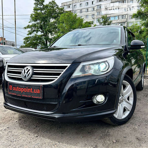 Позашляховик / Кросовер Volkswagen Tiguan 2010 в Сумах