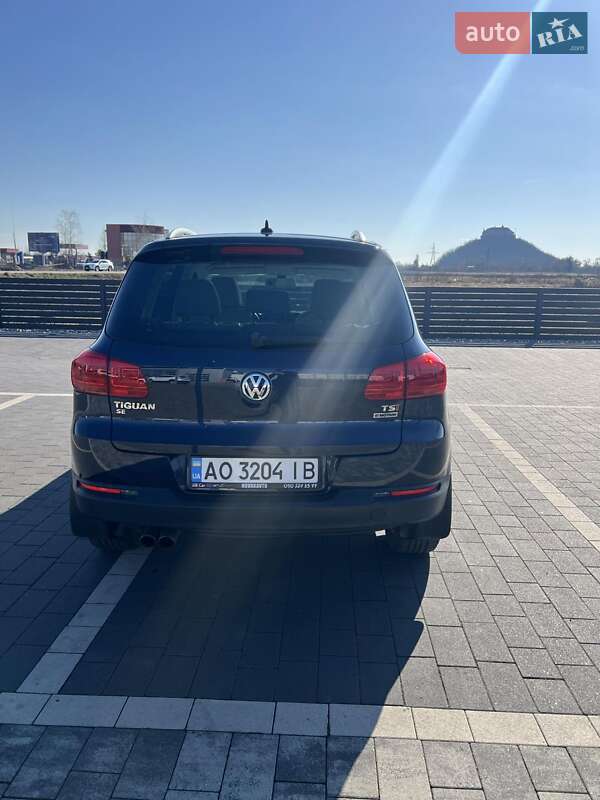 Внедорожник / Кроссовер Volkswagen Tiguan 2015 в Мукачево