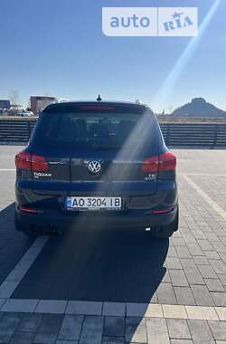 Внедорожник / Кроссовер Volkswagen Tiguan 2015 в Мукачево