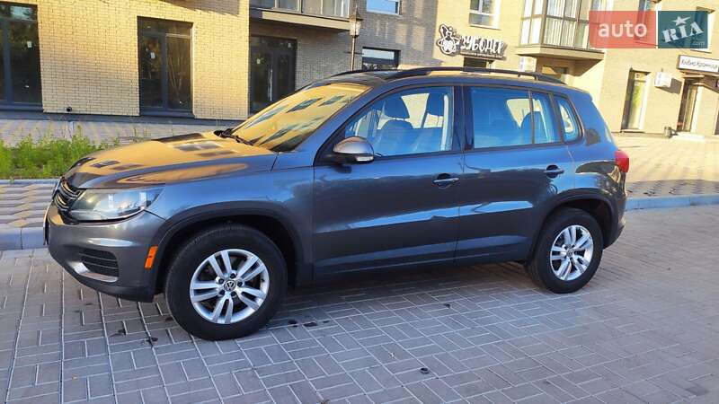 Позашляховик / Кросовер Volkswagen Tiguan 2016 в Черкасах