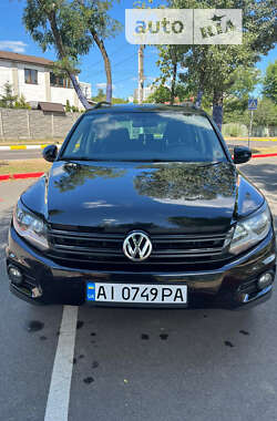 Позашляховик / Кросовер Volkswagen Tiguan 2013 в Києві