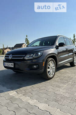 Внедорожник / Кроссовер Volkswagen Tiguan 2015 в Киеве