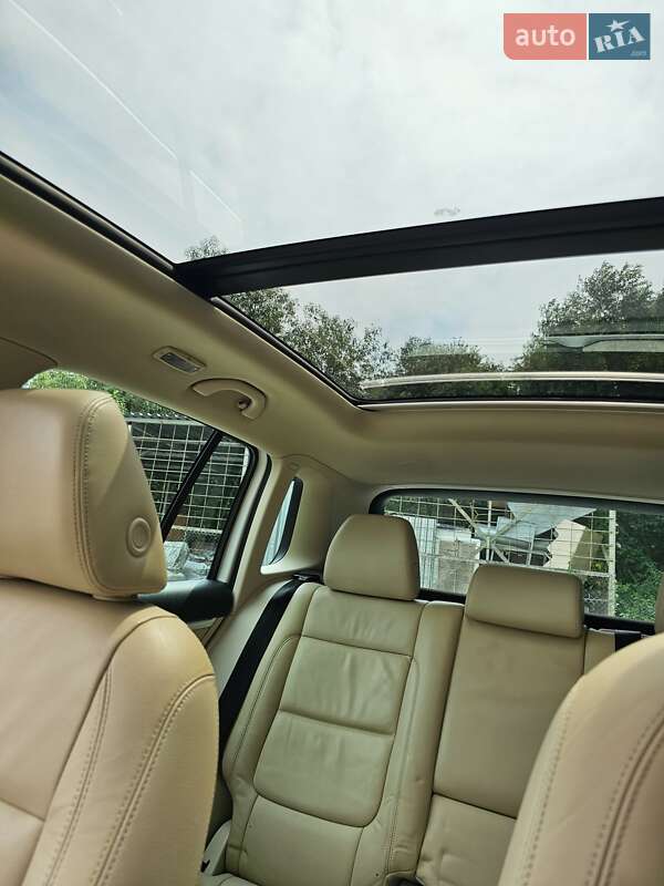 Внедорожник / Кроссовер Volkswagen Tiguan 2011 в Львове