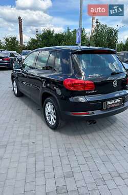 Внедорожник / Кроссовер Volkswagen Tiguan 2013 в 