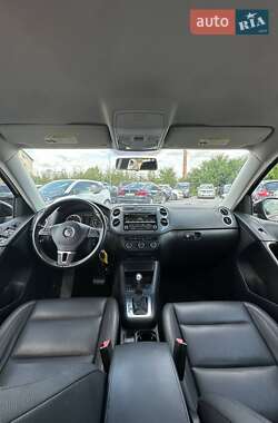 Внедорожник / Кроссовер Volkswagen Tiguan 2013 в 