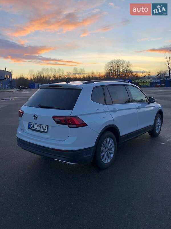 Внедорожник / Кроссовер Volkswagen Tiguan 2020 в Киеве