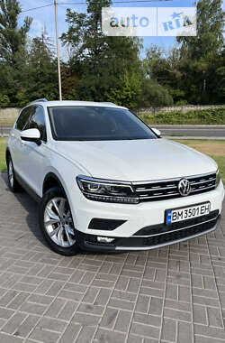 Внедорожник / Кроссовер Volkswagen Tiguan 2019 в Киеве