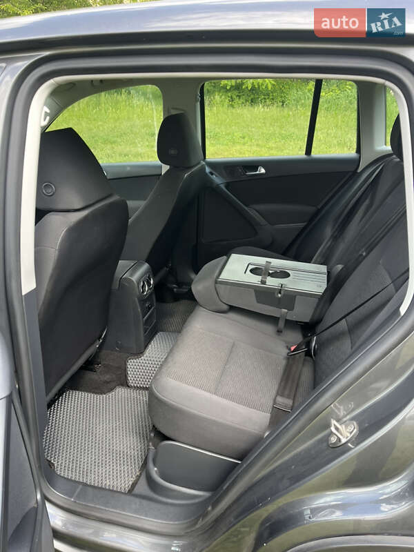 Внедорожник / Кроссовер Volkswagen Tiguan 2014 в Полтаве