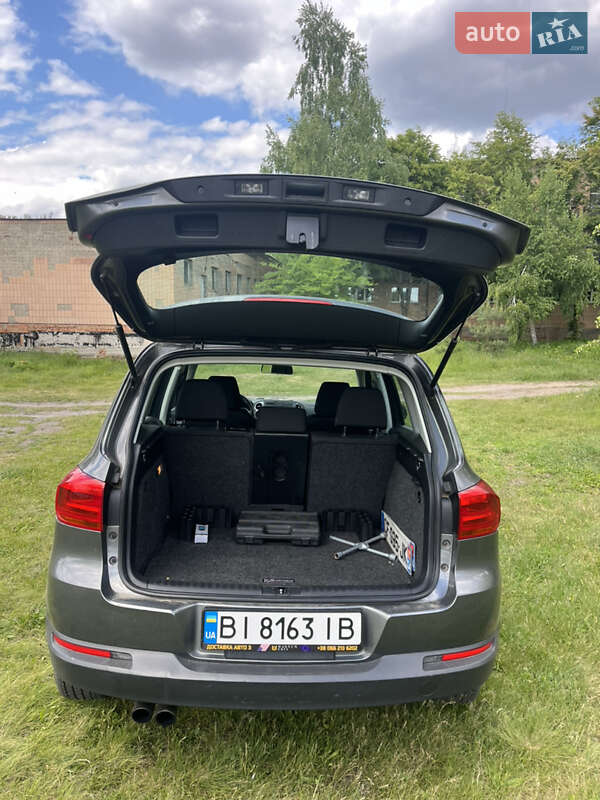 Внедорожник / Кроссовер Volkswagen Tiguan 2014 в Полтаве