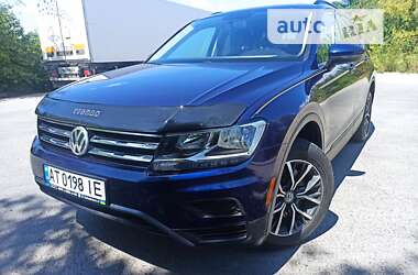 Внедорожник / Кроссовер Volkswagen Tiguan 2020 в Ивано-Франковске