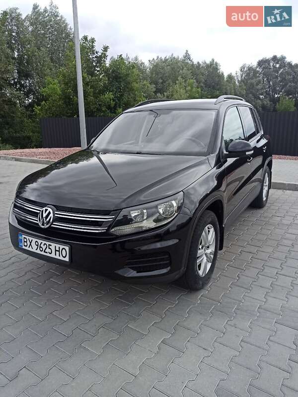 Позашляховик / Кросовер Volkswagen Tiguan 2016 в Хмельницькому