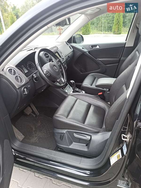 Позашляховик / Кросовер Volkswagen Tiguan 2016 в Хмельницькому