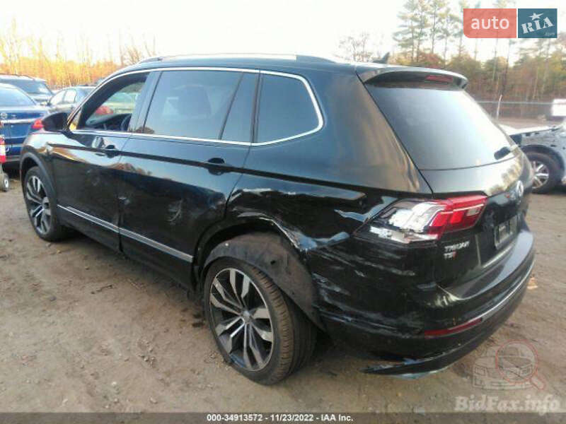 Внедорожник / Кроссовер Volkswagen Tiguan 2018 в Тернополе