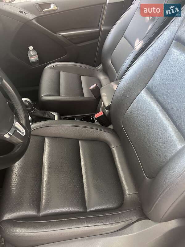 Внедорожник / Кроссовер Volkswagen Tiguan 2016 в Днепре фото 11 Внедорожник / Кроссовер Volkswagen Tiguan 2016 в Днепре
