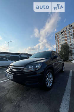 Внедорожник / Кроссовер Volkswagen Tiguan 2013 в Львове