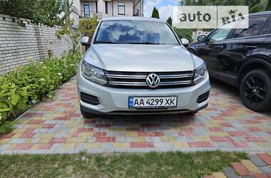 Внедорожник / Кроссовер Volkswagen Tiguan 2012 в Киеве