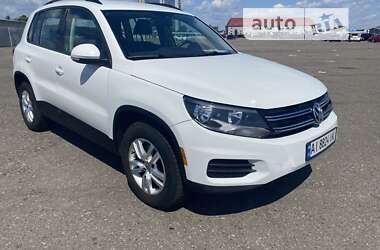 Позашляховик / Кросовер Volkswagen Tiguan 2016 в Києві